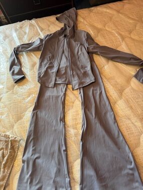 Women's Hooded Jacket & Wide-Leg Pants Set - Gray